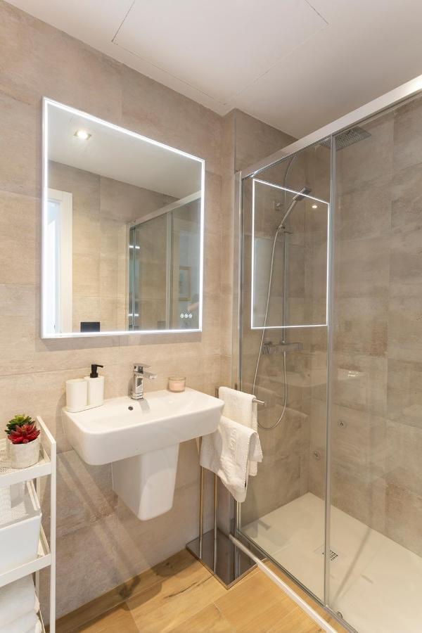 Private & Pool Goyeneta Sevilla Urban Apartment Екстер'єр фото