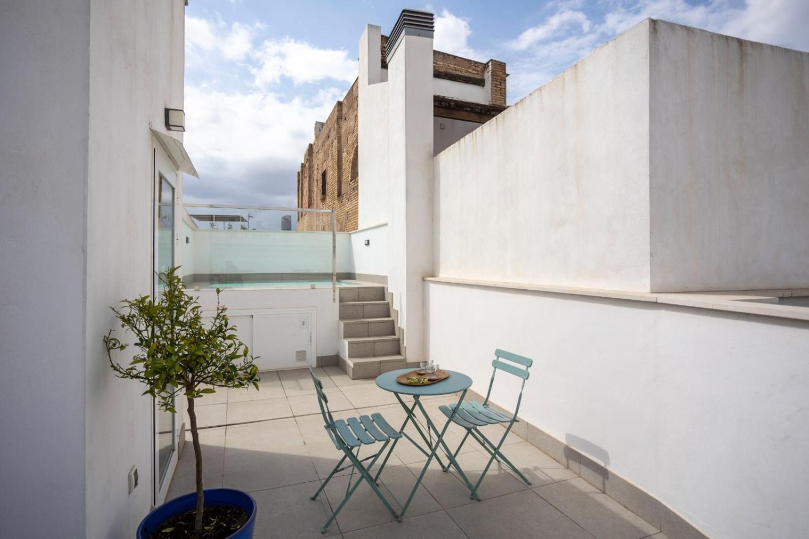 Private & Pool Goyeneta Sevilla Urban Apartment Екстер'єр фото