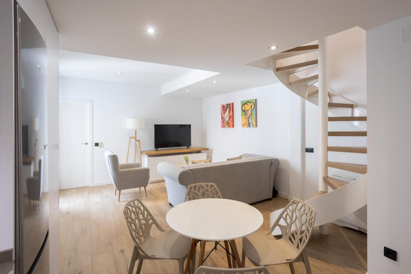 Private & Pool Goyeneta Sevilla Urban Apartment Екстер'єр фото