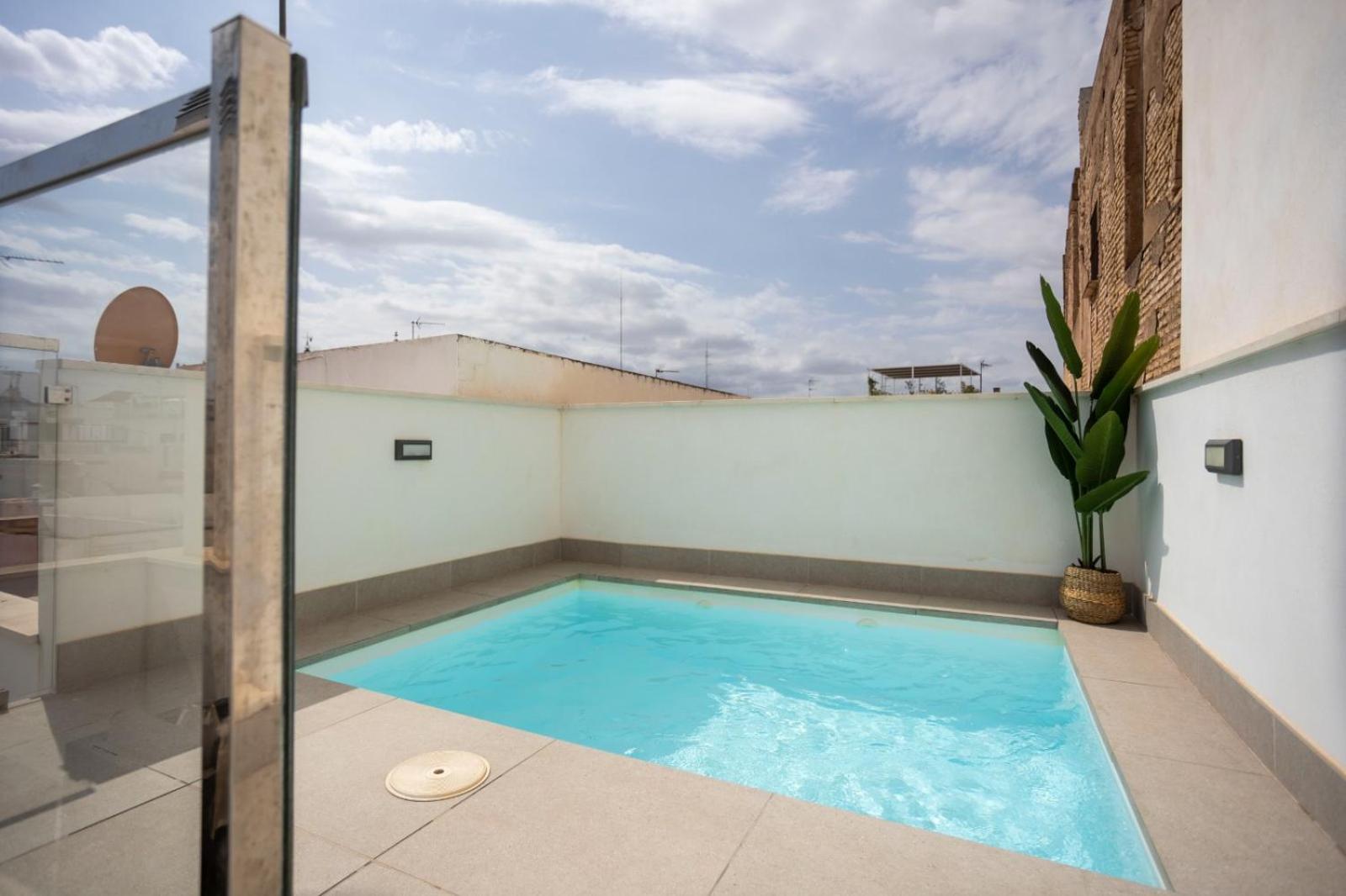Private & Pool Goyeneta Sevilla Urban Apartment Екстер'єр фото