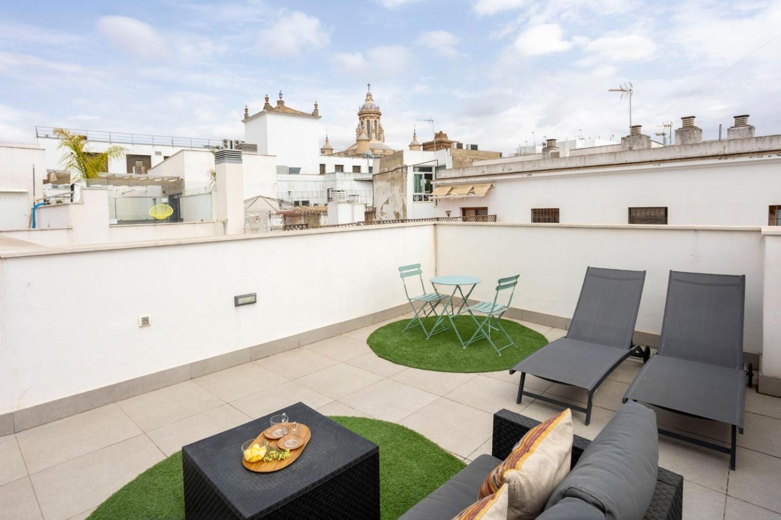 Private & Pool Goyeneta Sevilla Urban Apartment Екстер'єр фото